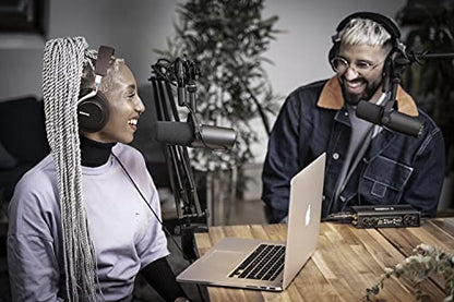 Shure SM7B Vocal Dynamic Microphone Broadcast, Podcast & Recording, XLR Studio Mic Music & Speech, Wide-Range Frequency, Warm & Smooth Sound, Rugged Construction, Detachable Windscreen - Black