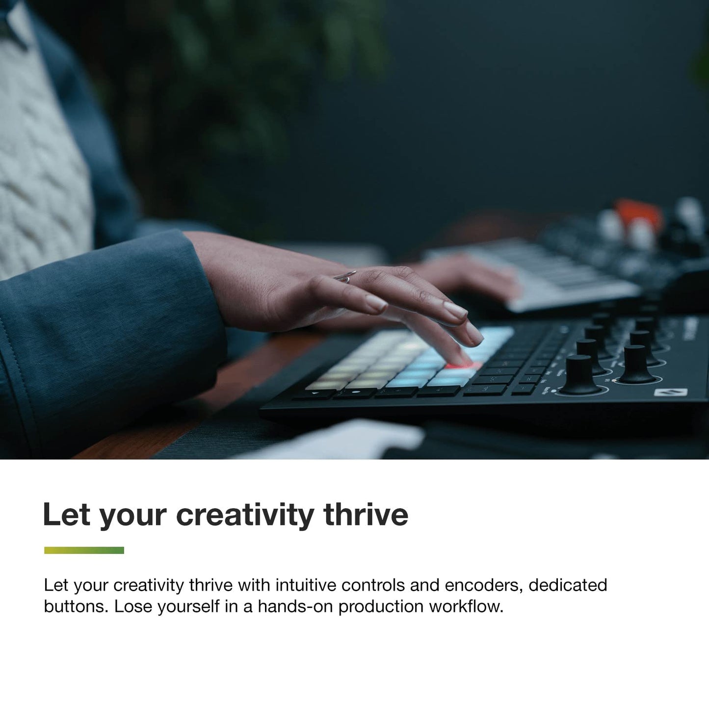 Novation Circuit Tracks: Groovebox Sequencer With Synth Tracks, MIDI Tracks And Drum Tracks Electronic Music Making