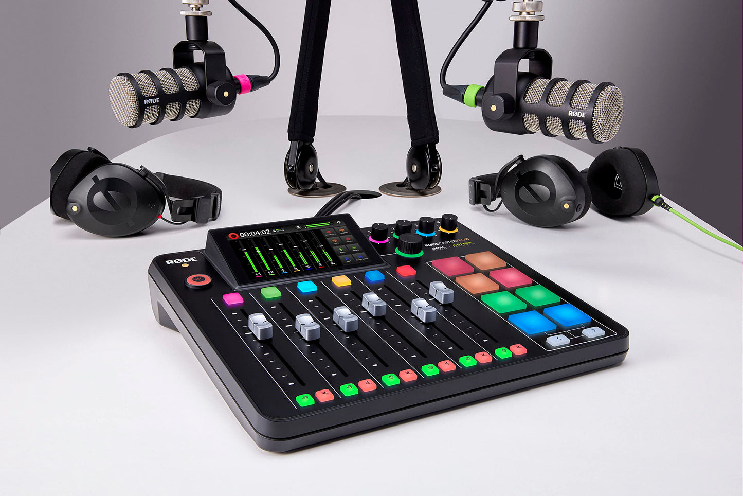 RØDE RØDECaster Pro II All-in-One Production Solution for Podcasting, Streaming, Music Production and Content Creation, Black