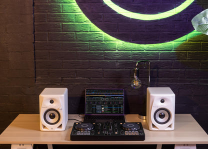 Pioneer DJ DDJ-FLX4 2-deck Rekordbox and Serato DJ Controller - Graphite